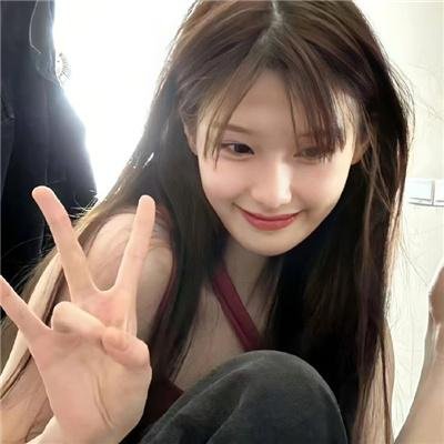 她在这里 海报